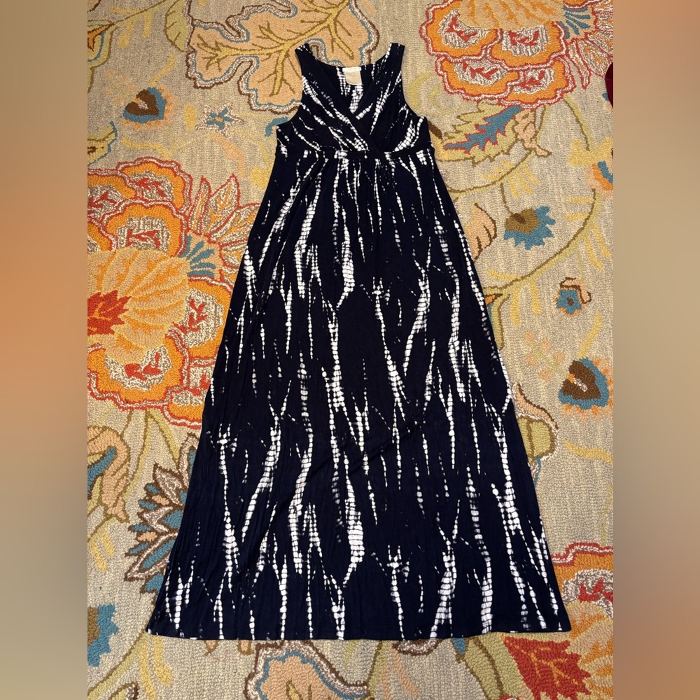 Matty M Navy and White Patterned Maxi Dress